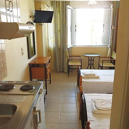 Motel Alykes Studio Rental
